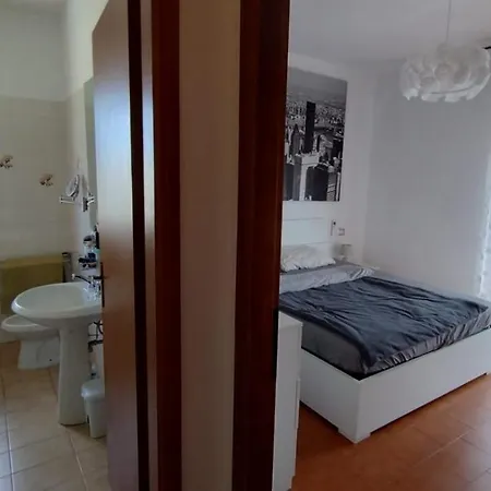 La Casa Dei Viaggiatori - - Posto Auto Gratuito דירה *